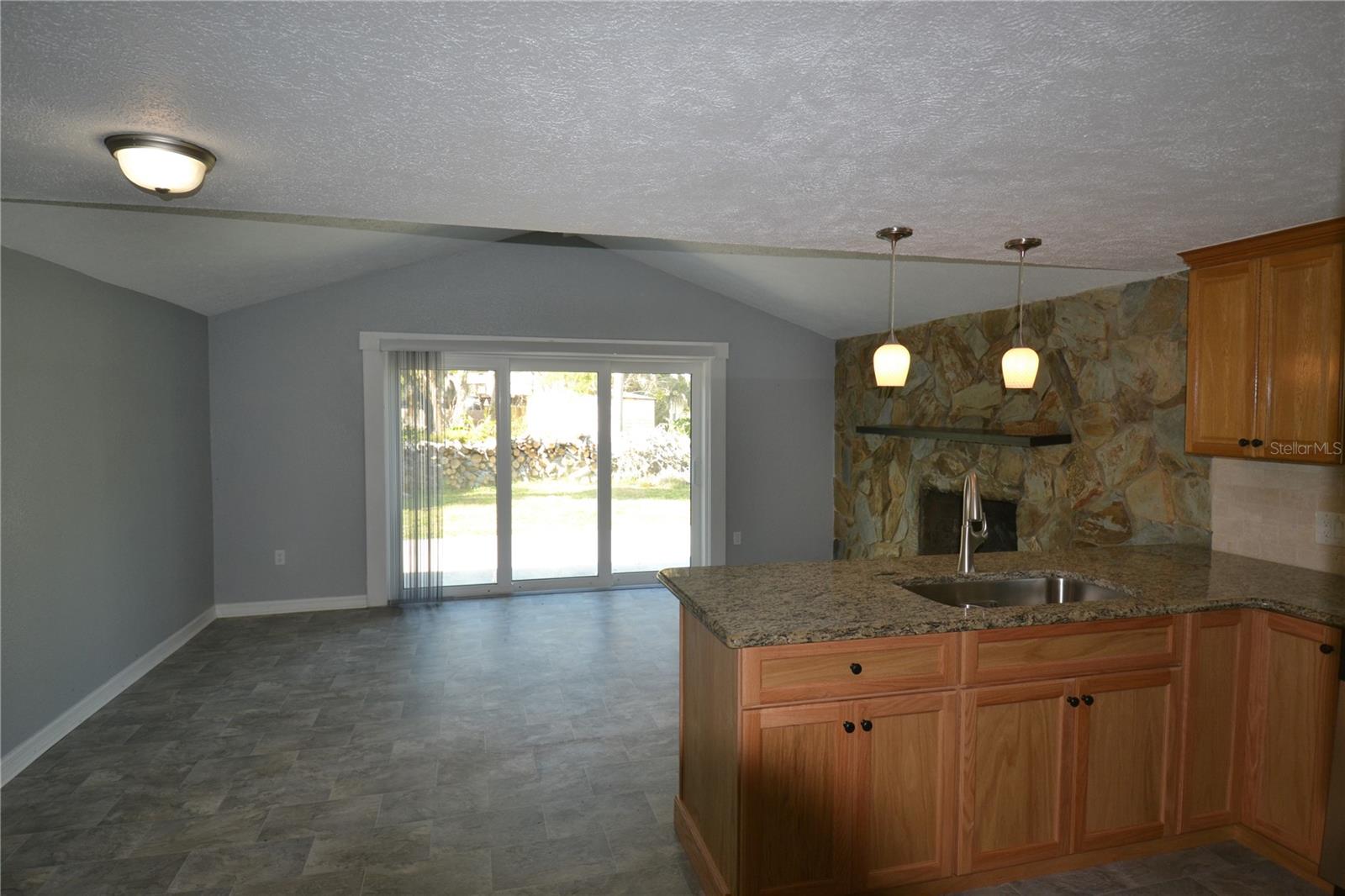 MARTHAS VINEYARD - Residential