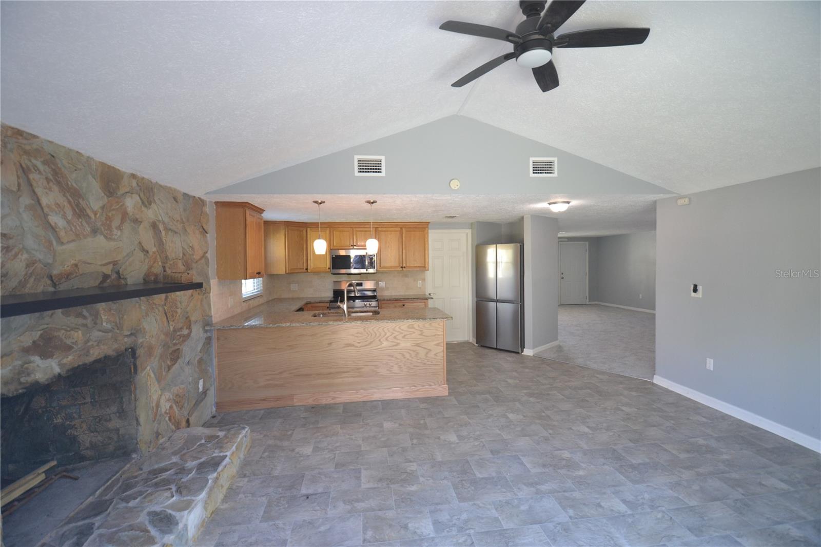 MARTHAS VINEYARD - Residential