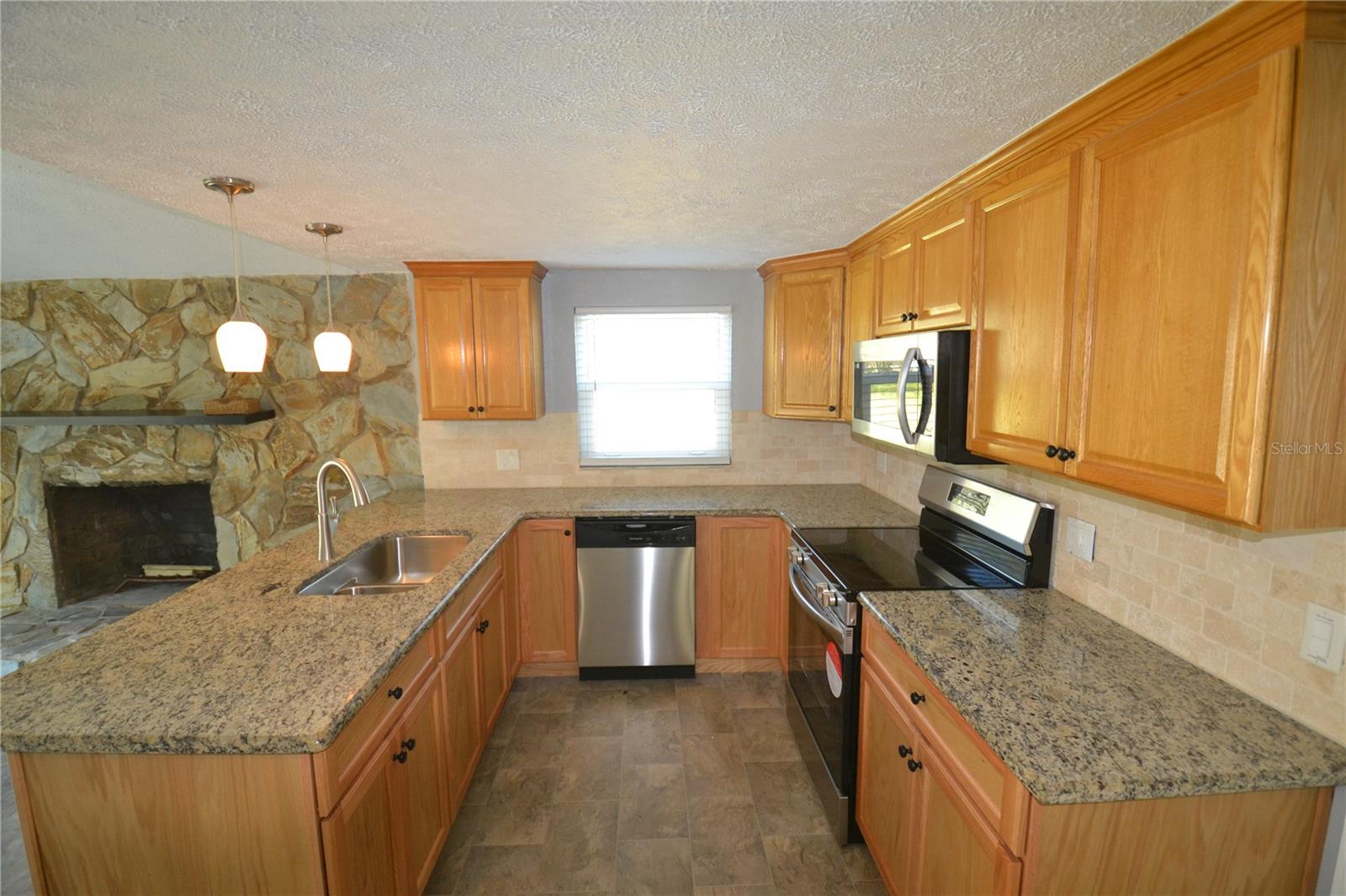 MARTHAS VINEYARD - Residential