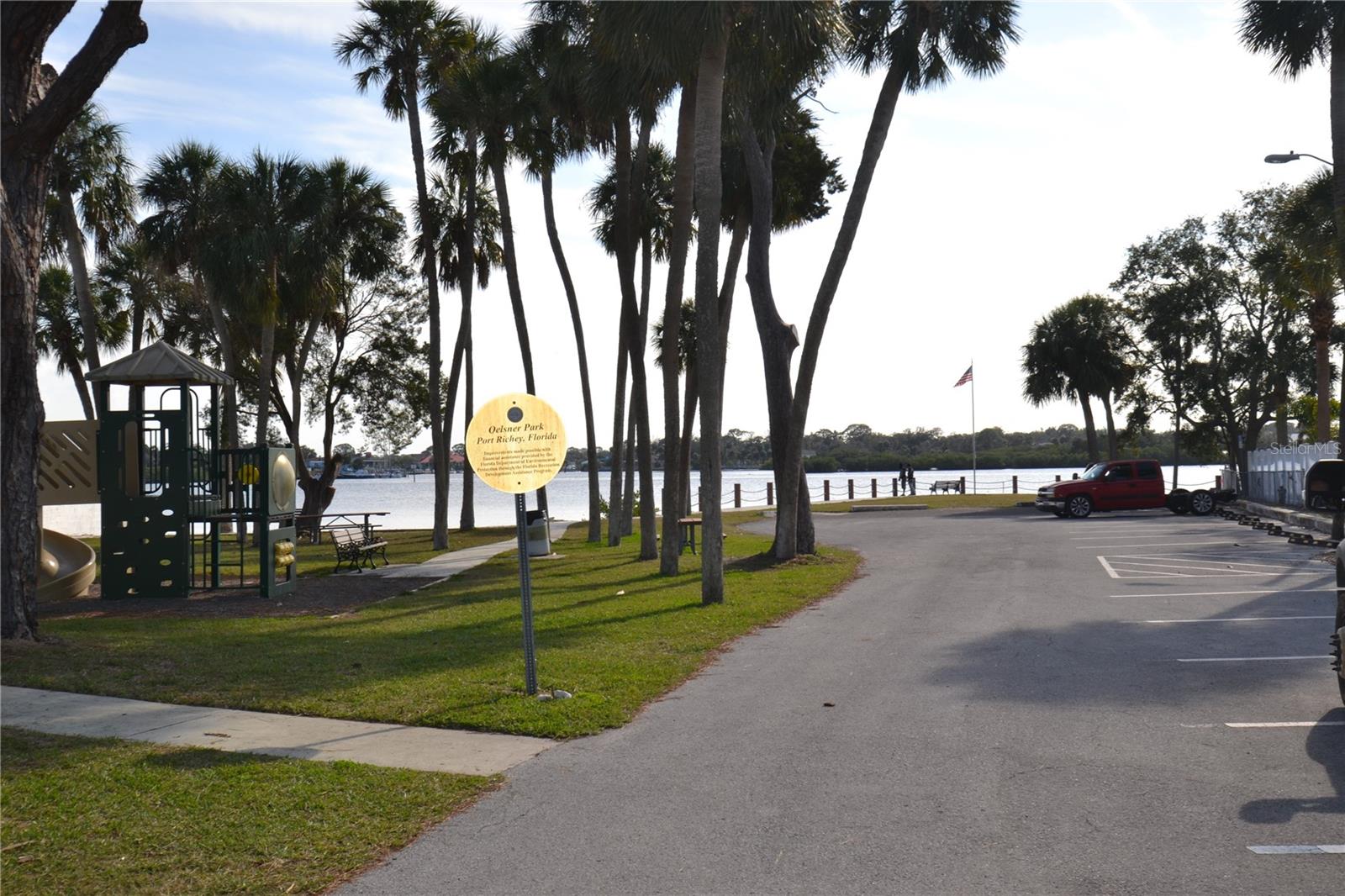 MARTHAS VINEYARD - Residential