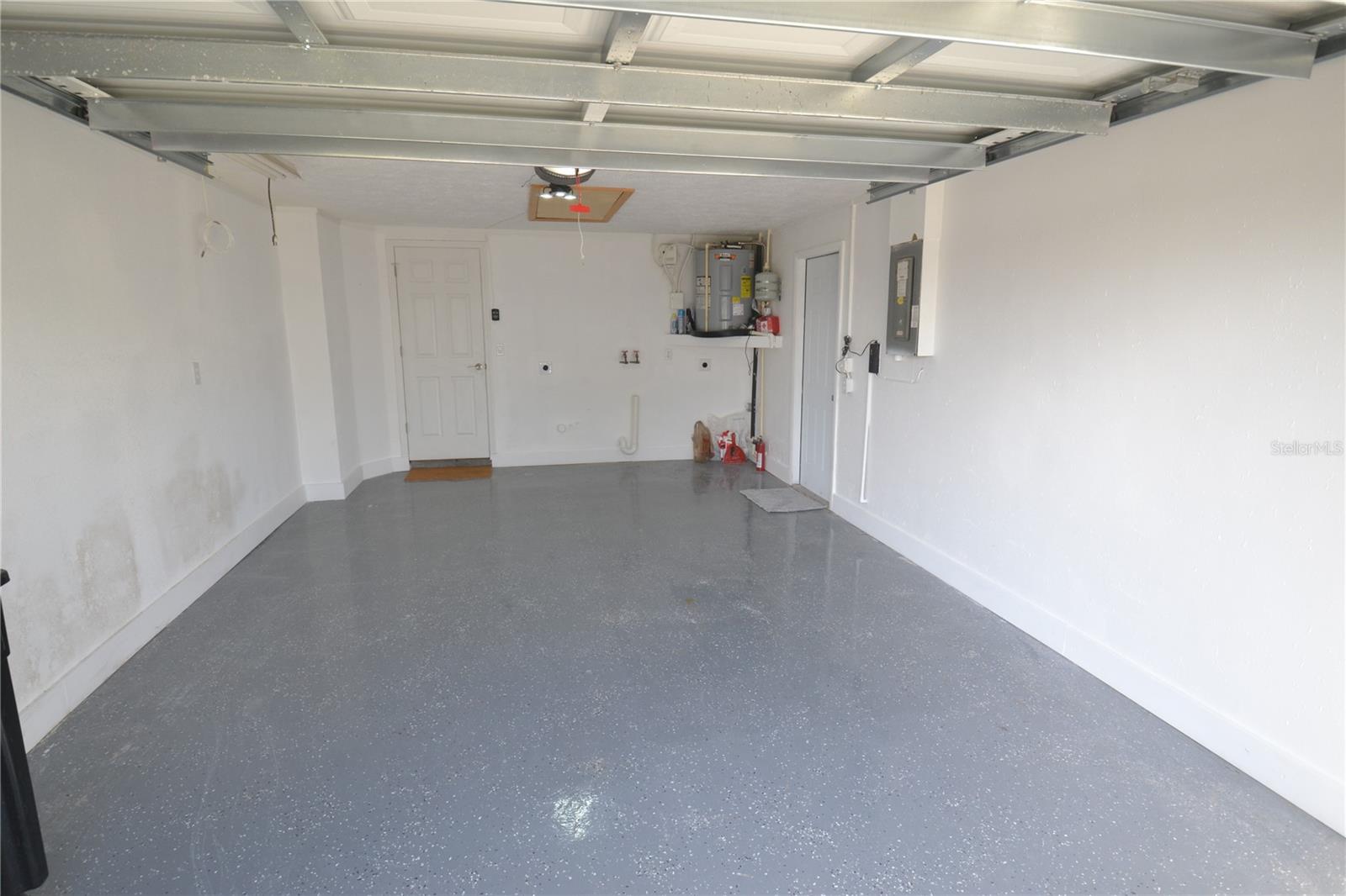 MARTHAS VINEYARD - Residential