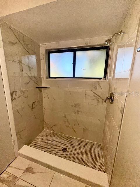 RIVERWOOD - Residential Lease