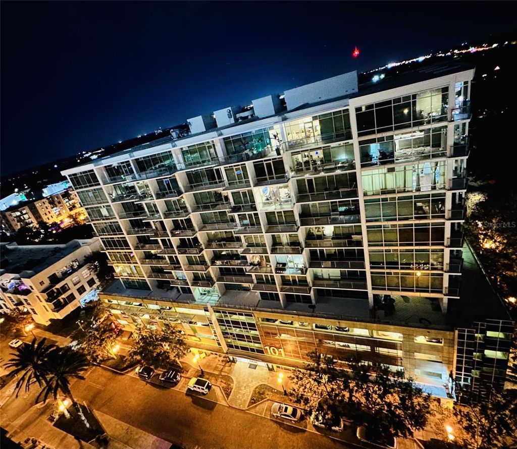 Photo of 101 S Eola Drive #518, Orlando, FL 32801 (MLS # O6409426)