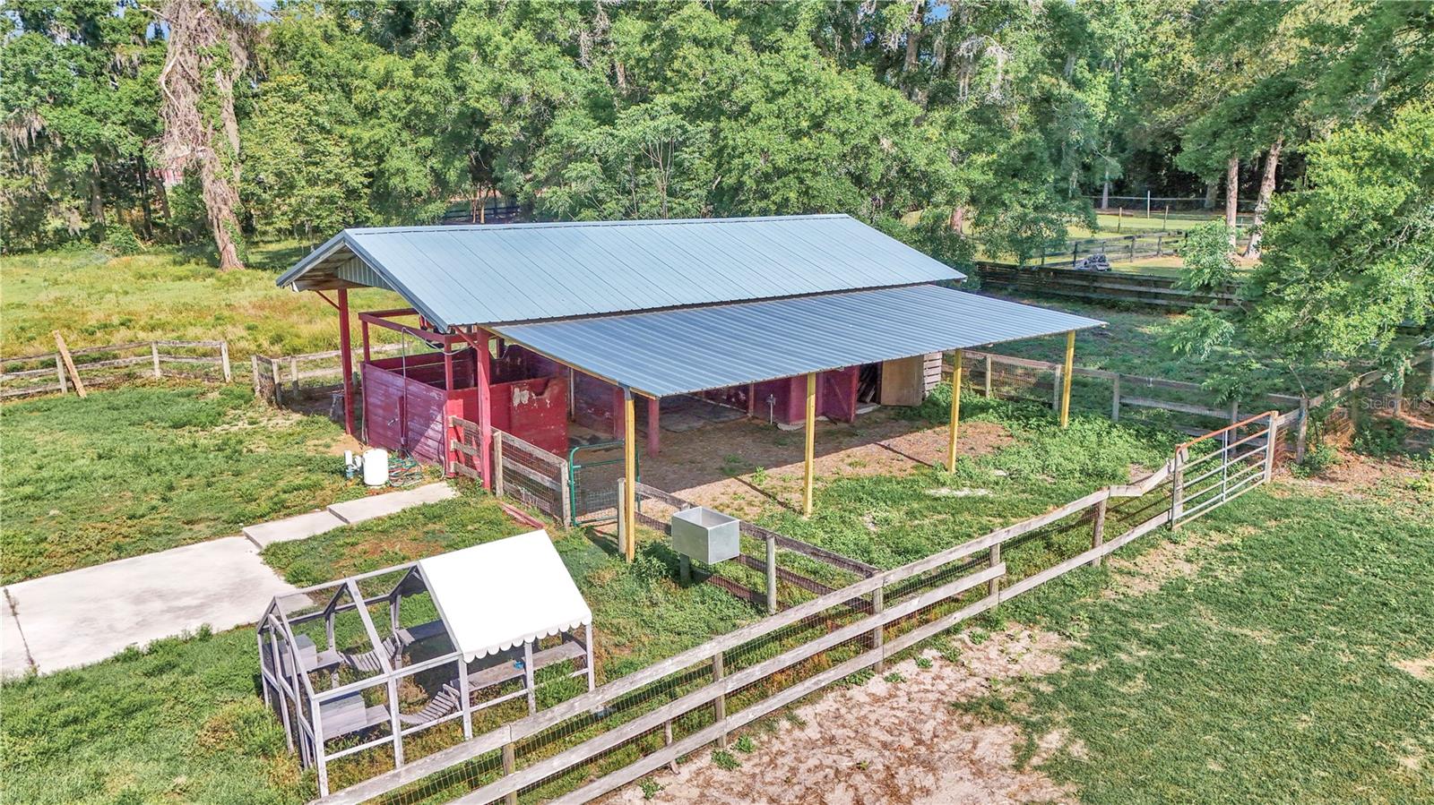 FOUNTAIN FOX FM - Residential