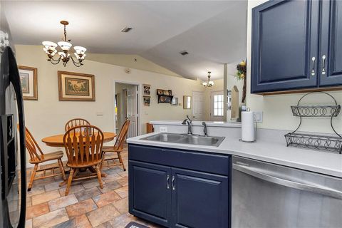 Tiny photo for 730 SW 125th Avenue, Ocala, FL 34481 (MLS # OM722839)