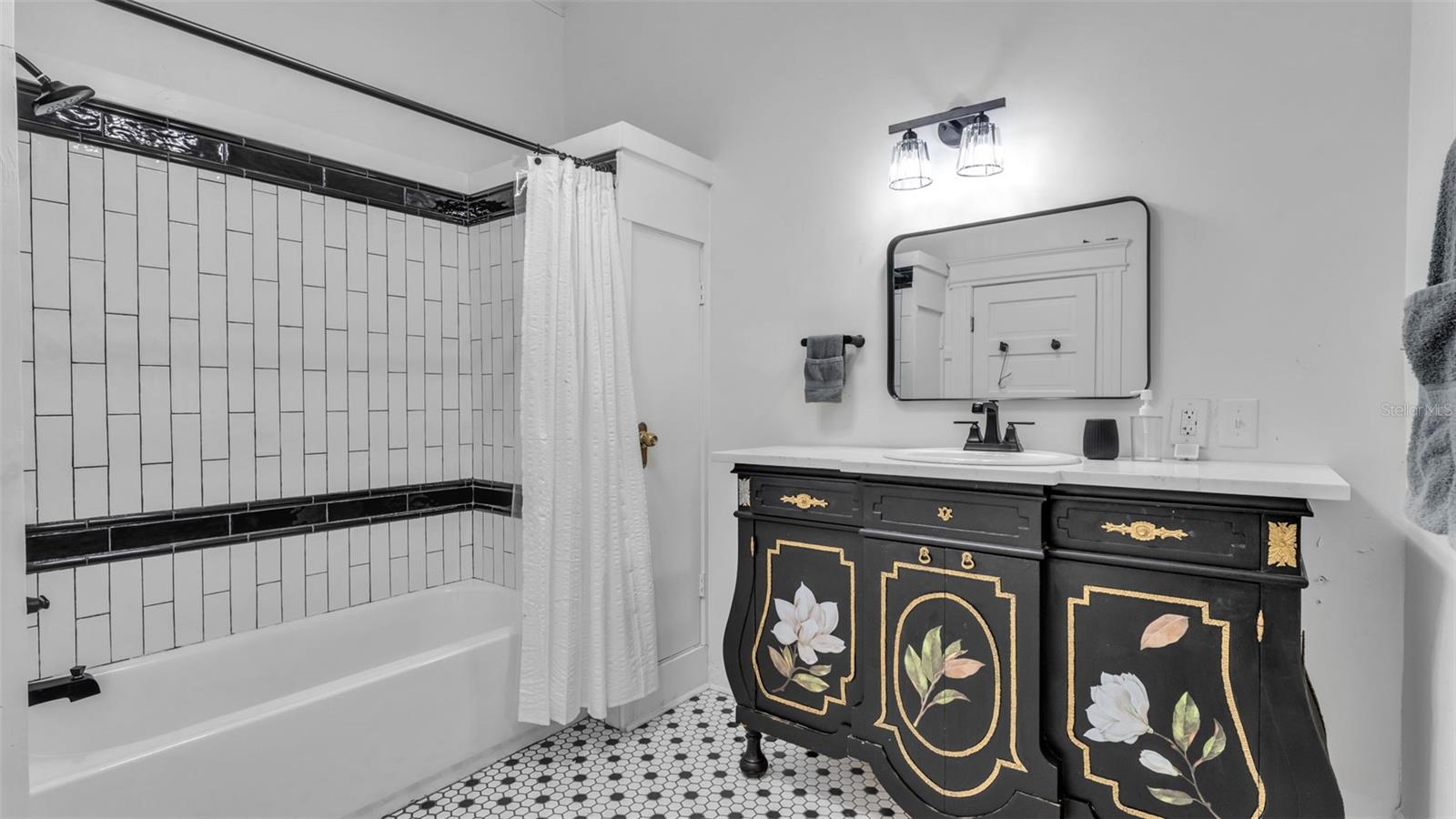 SUMMERLIN SCHOOL LANDS - Residential