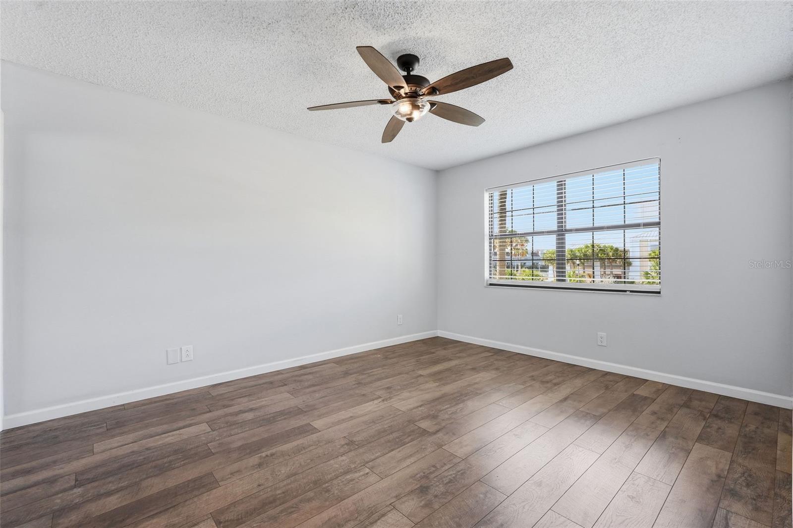 HARBOR POINTE WEST CONDO - Residential