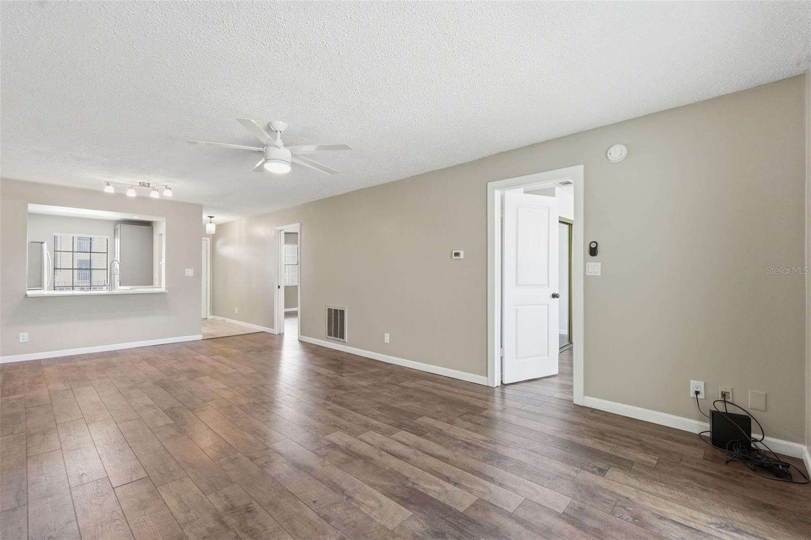 HARBOR POINTE WEST CONDO - Residential