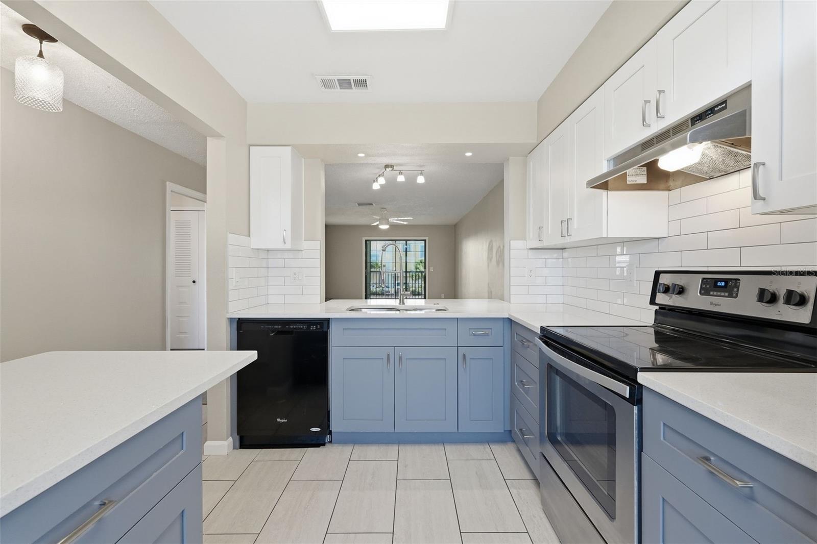 HARBOR POINTE WEST CONDO - Residential