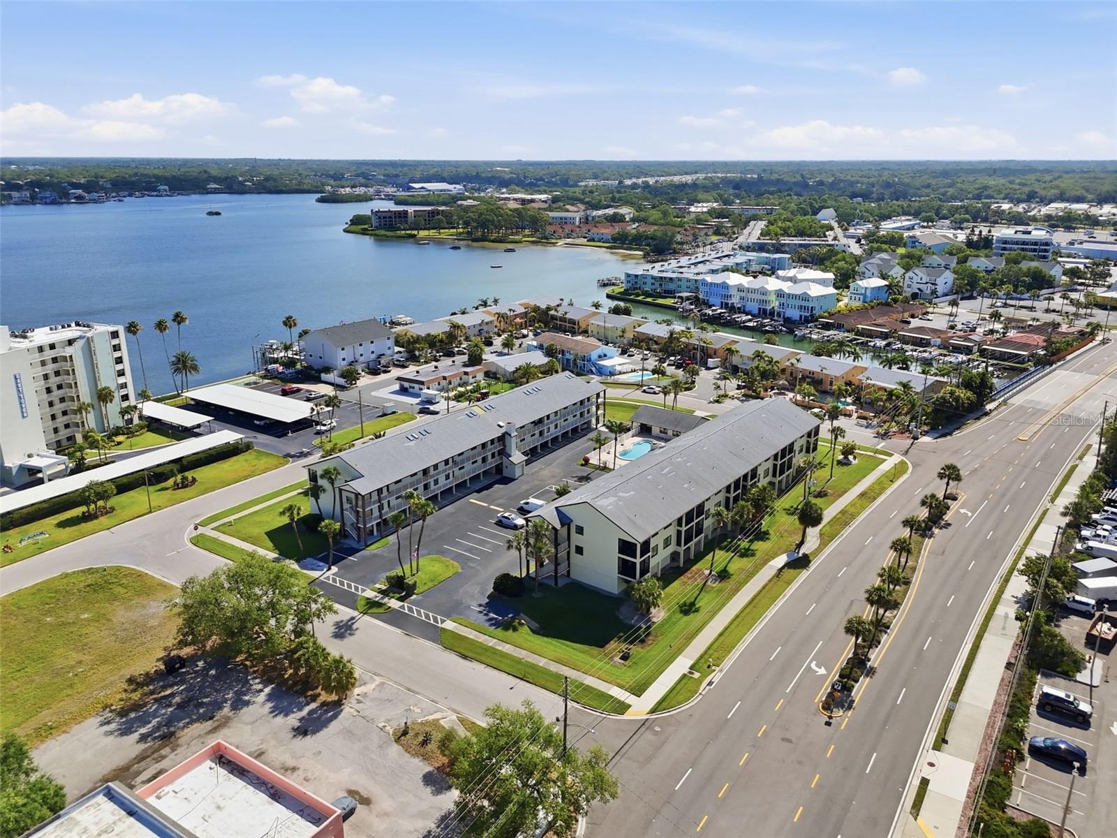 HARBOR POINTE WEST CONDO - Residential