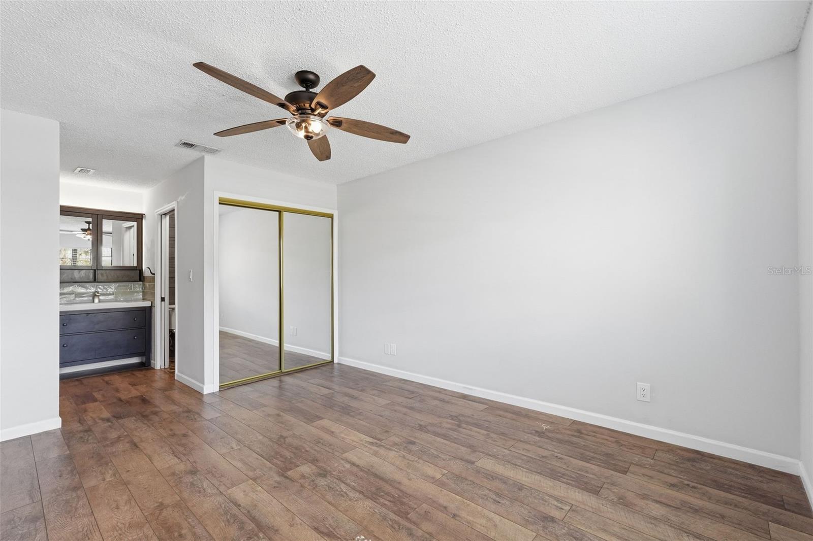 HARBOR POINTE WEST CONDO - Residential