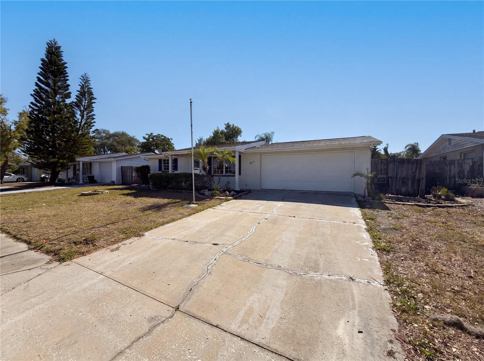 REGENCY PARK - Residential