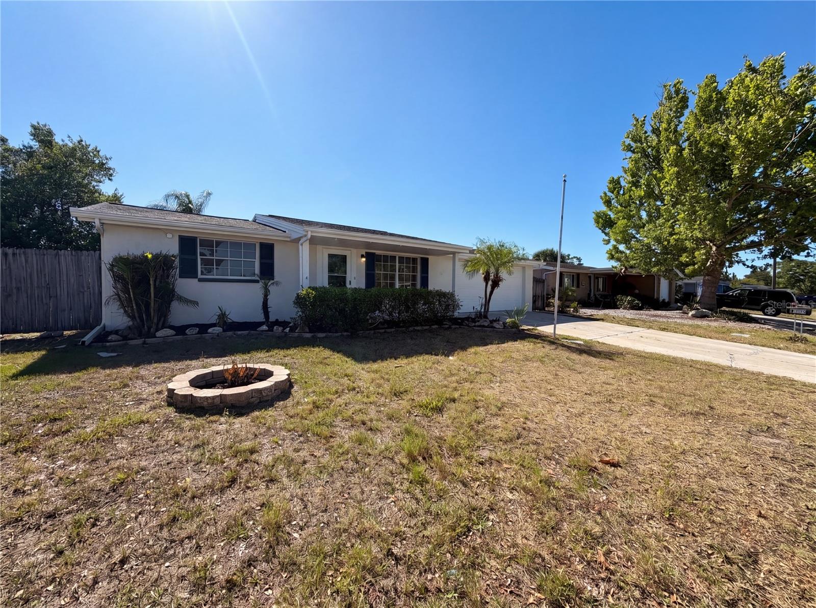 REGENCY PARK - Residential
