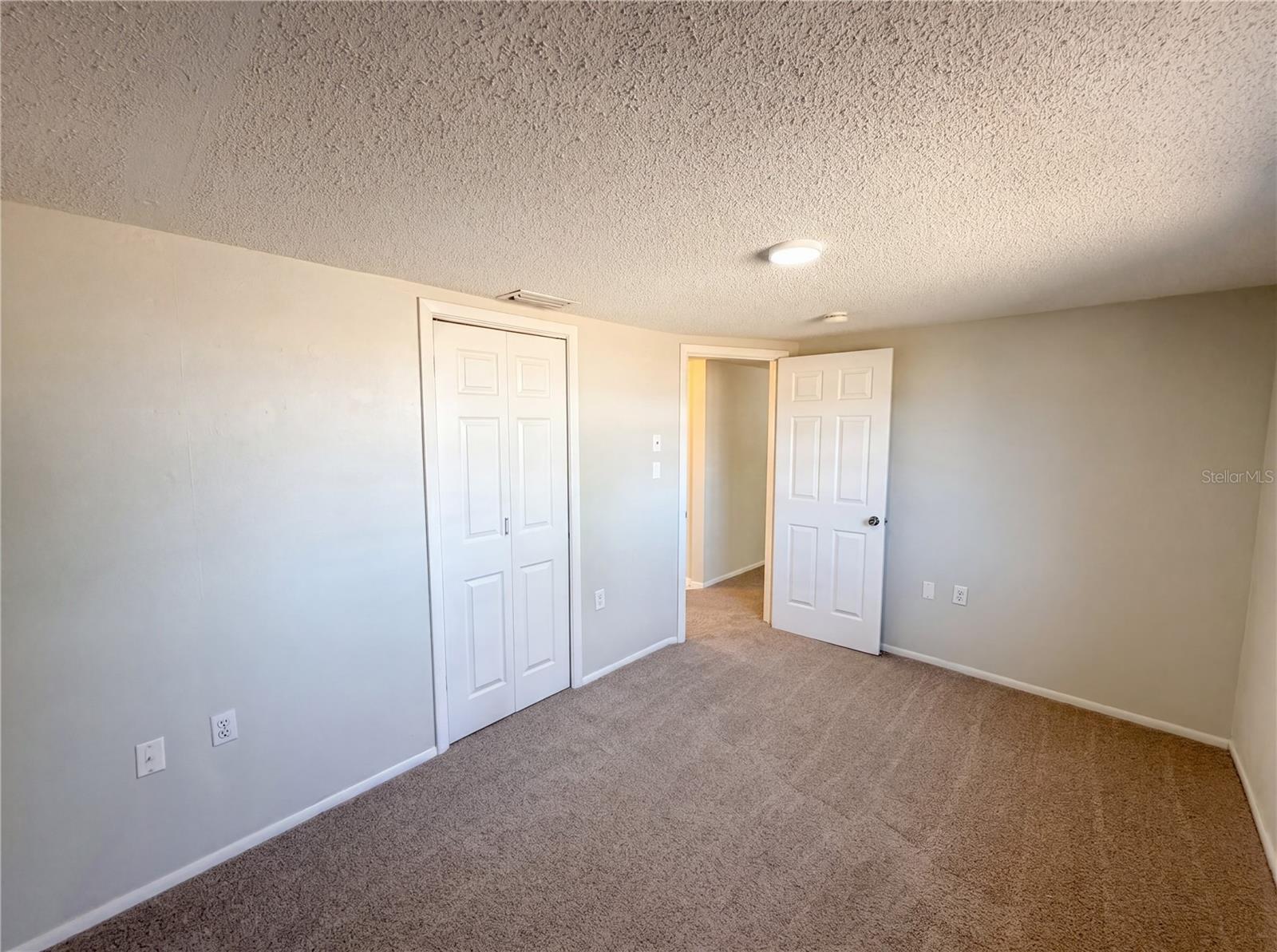 REGENCY PARK - Residential
