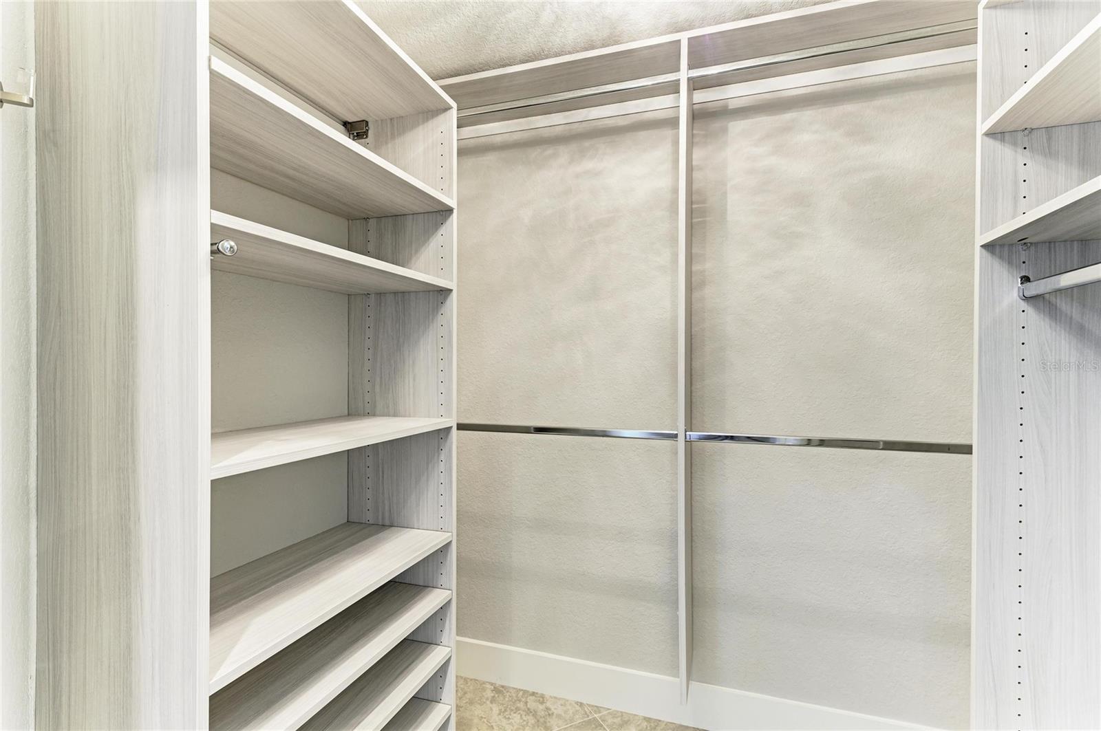 COACH HOMES II AT LAKEWOOD NATIONAL PH 5 - Residential