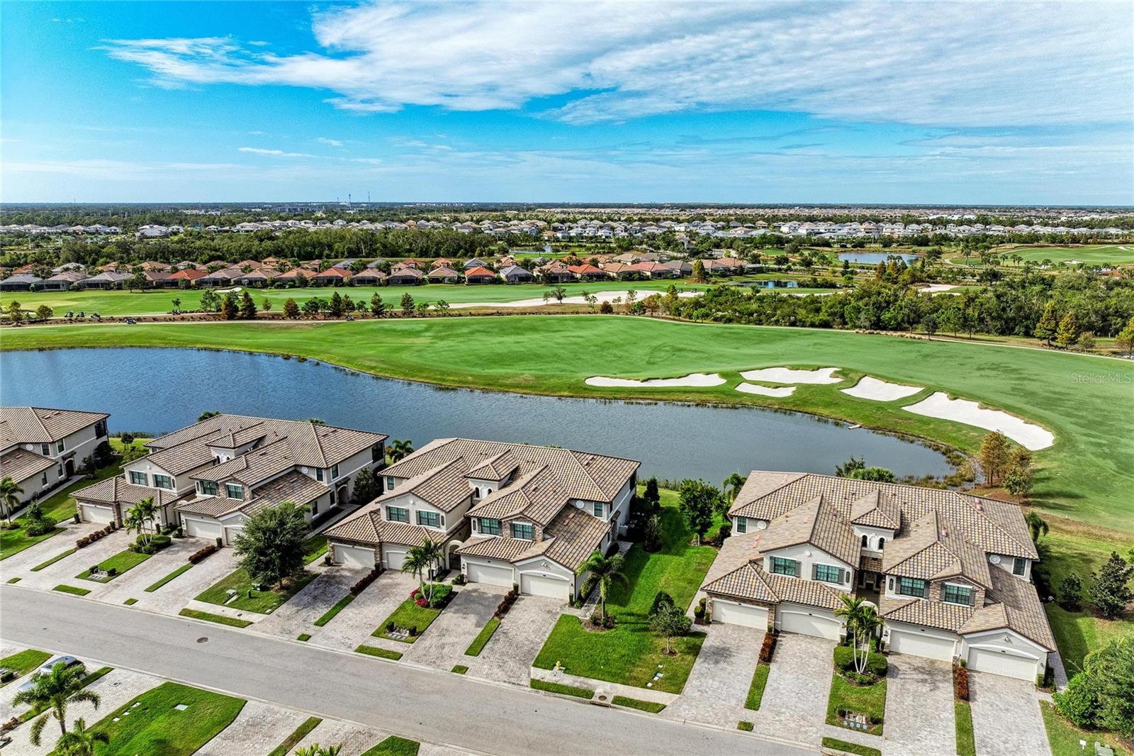 COACH HOMES II AT LAKEWOOD NATIONAL PH 5 - Residential