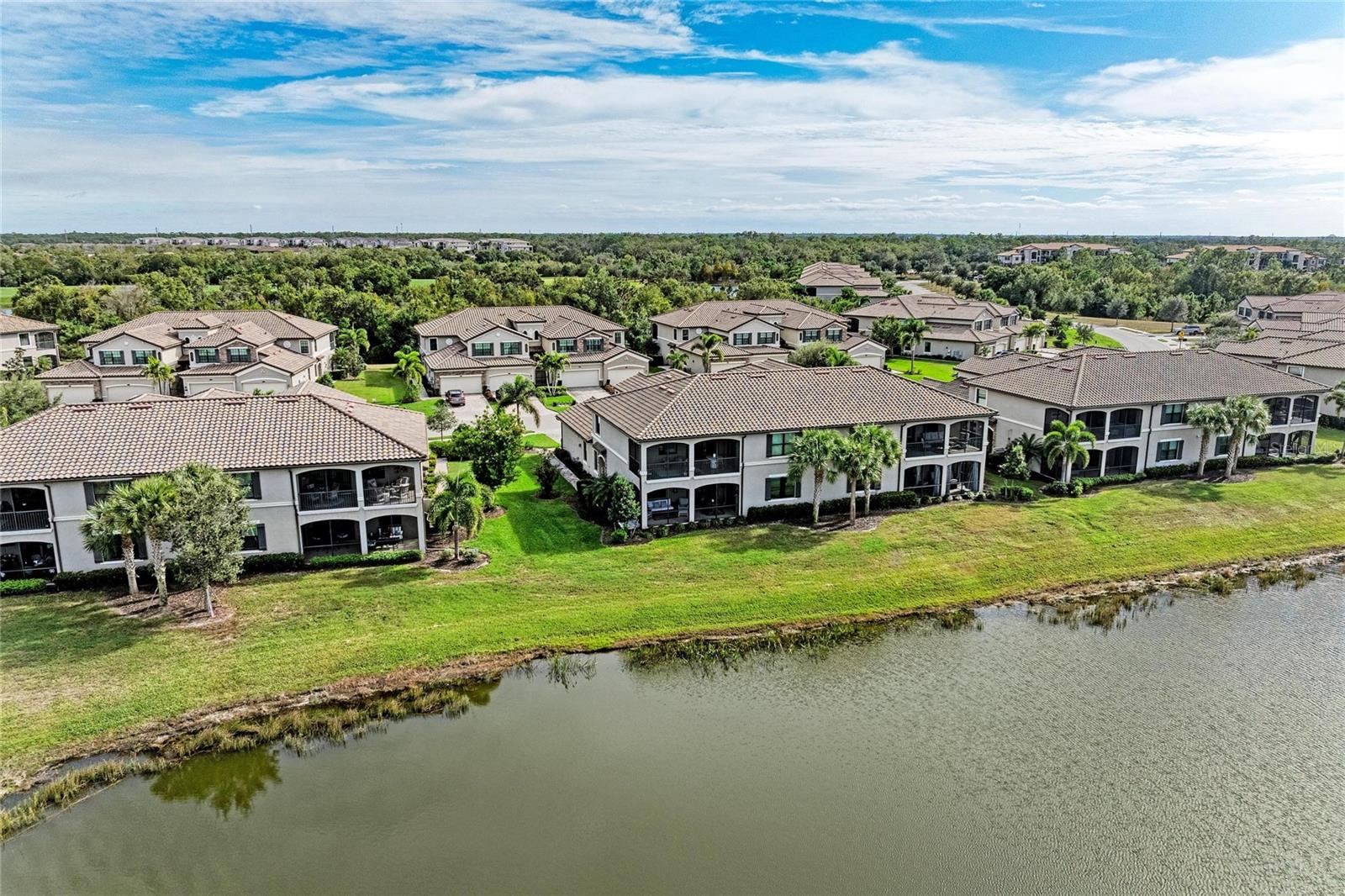 COACH HOMES II AT LAKEWOOD NATIONAL PH 5 - Residential