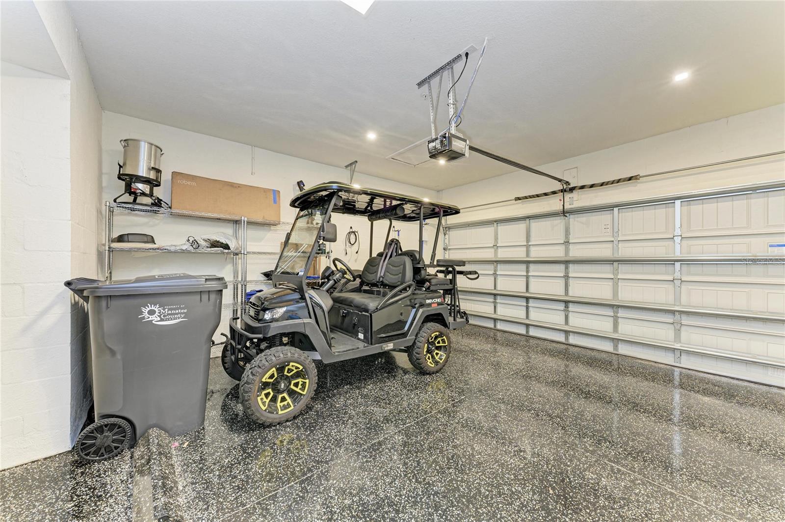 COACH HOMES II AT LAKEWOOD NATIONAL PH 5 - Residential