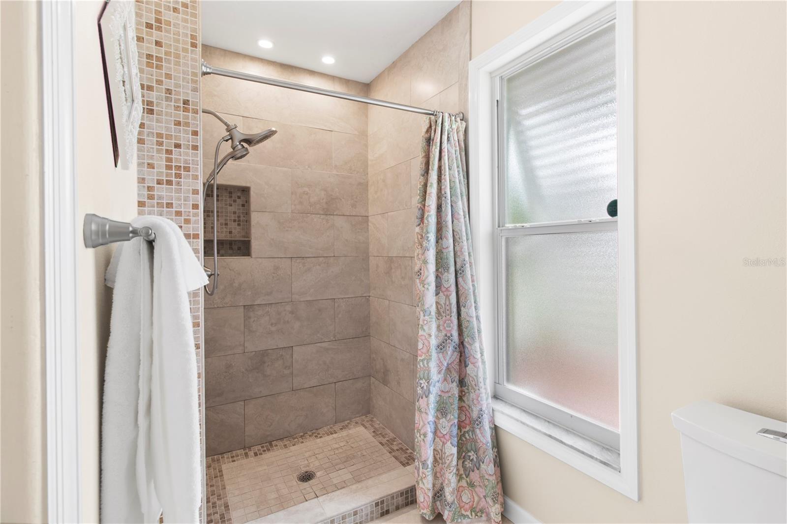 DESOTO LAKES COUNTRY CLUB COLONY 5 - Residential