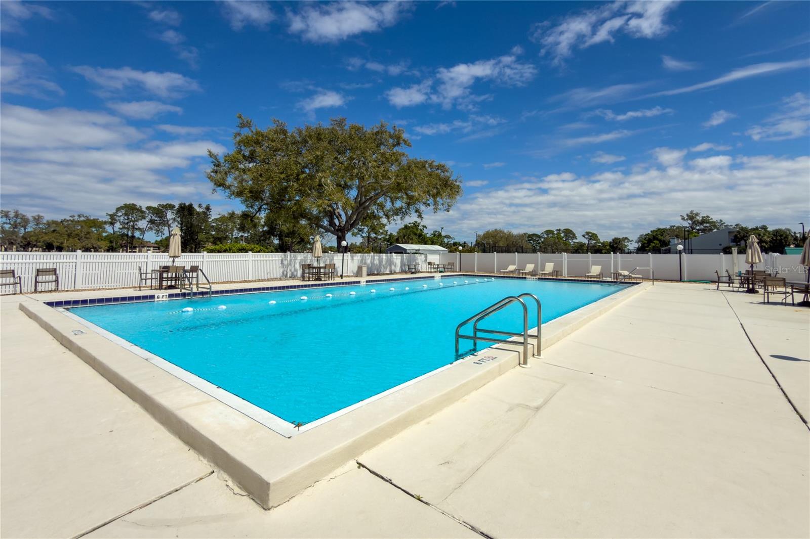 DESOTO LAKES COUNTRY CLUB COLONY 5 - Residential