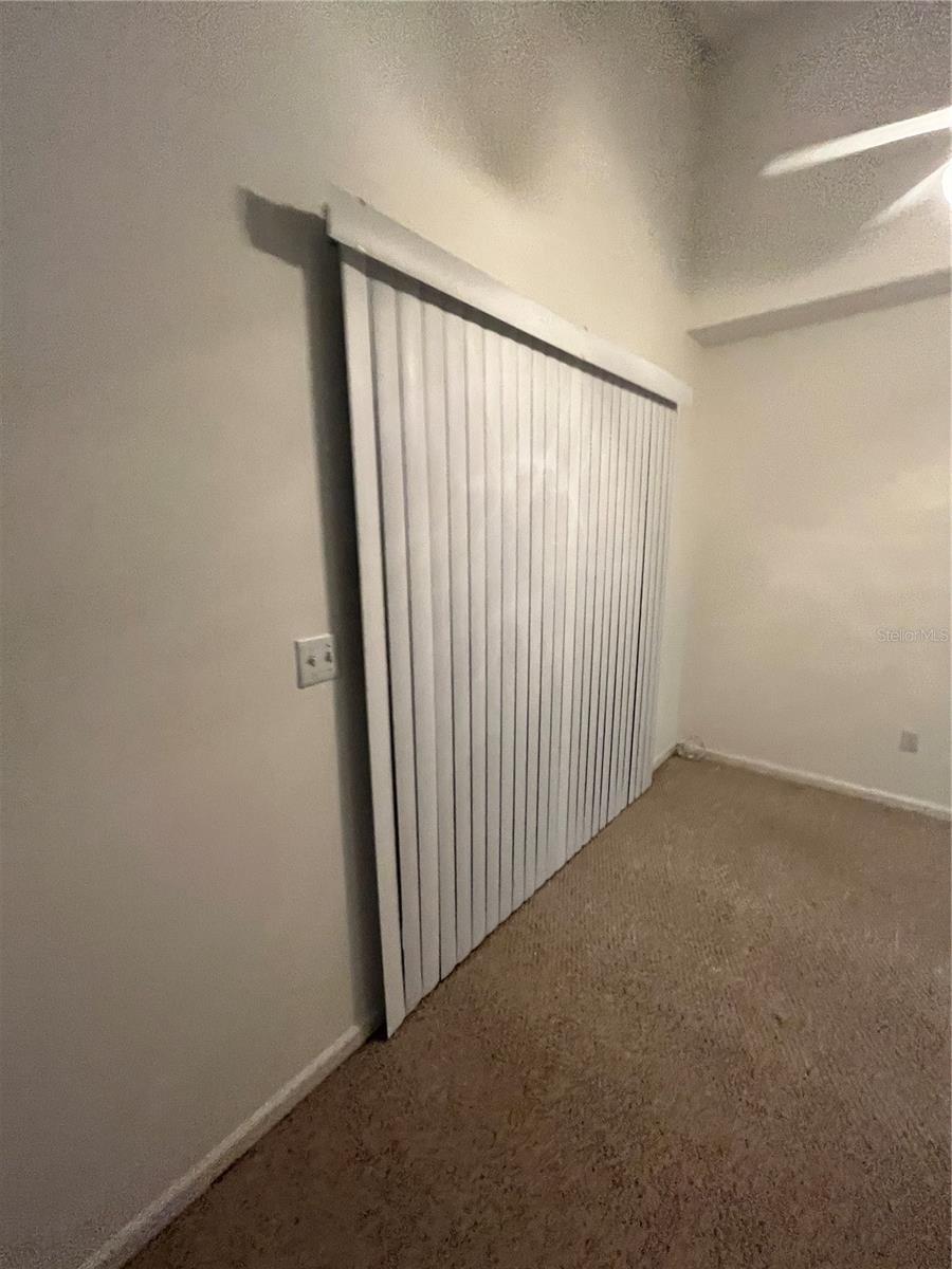 FAIRGREEN UNIT 05 - Residential Lease