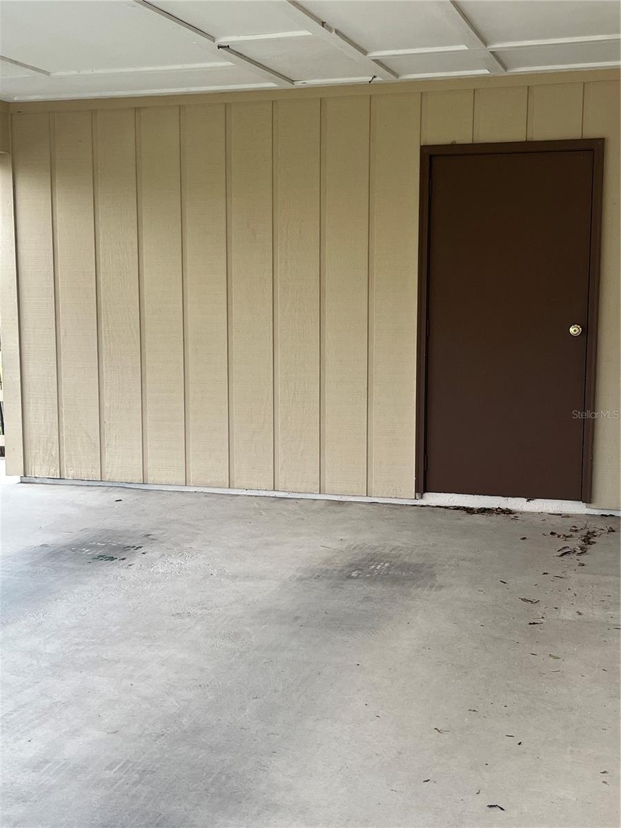 FAIRGREEN UNIT 05 - Residential Lease