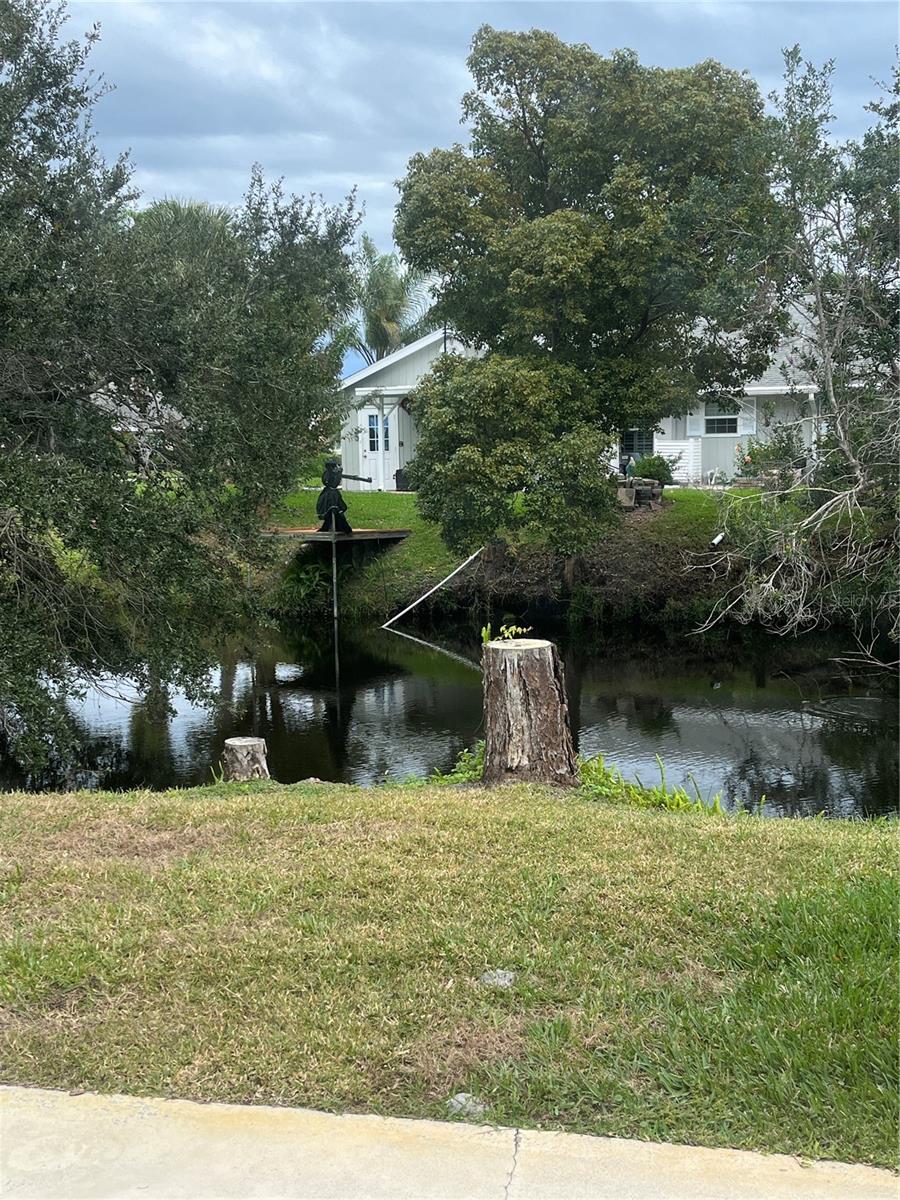 FAIRGREEN UNIT 05 - Residential Lease