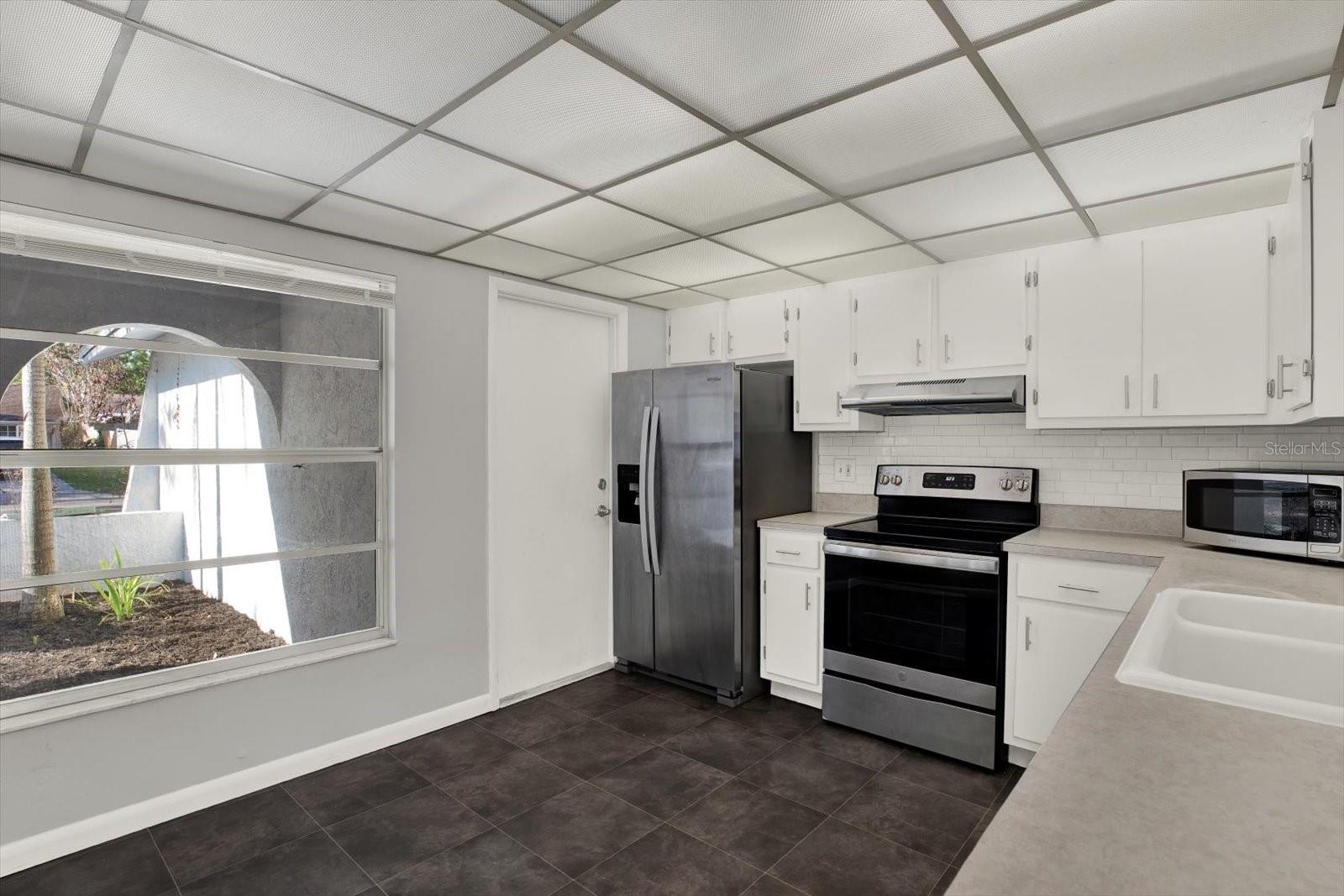 7516 S SANIBEL CIRCLE