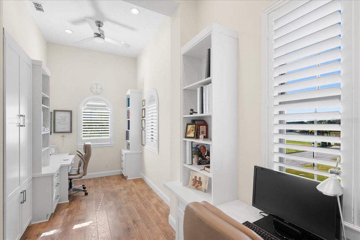 HARBOR VILLAGE MARINA - Residential