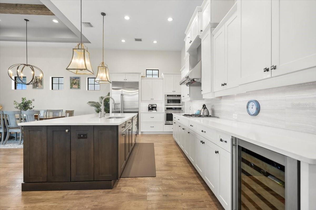 HARBOR VILLAGE MARINA - Residential