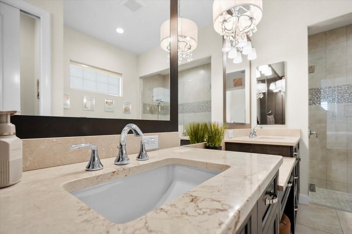 HARBOR VILLAGE MARINA - Residential