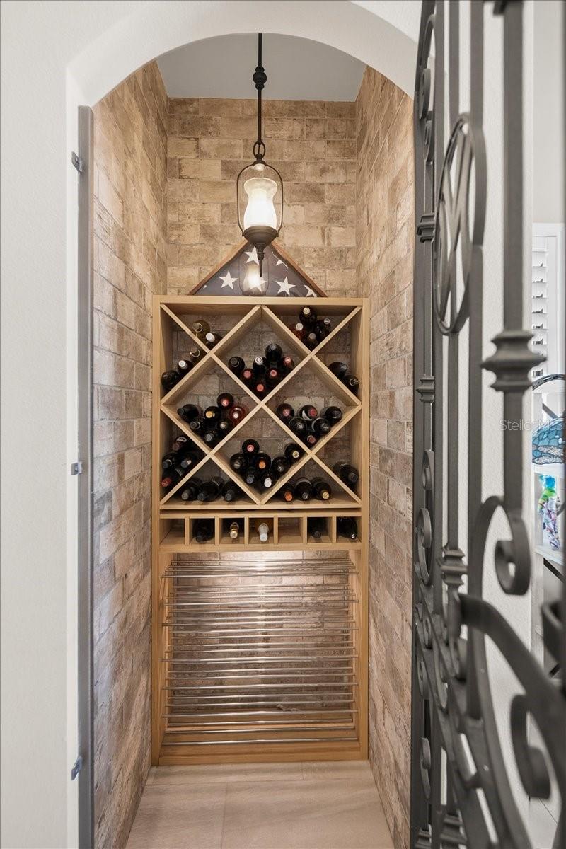 HARBOR VILLAGE MARINA - Residential