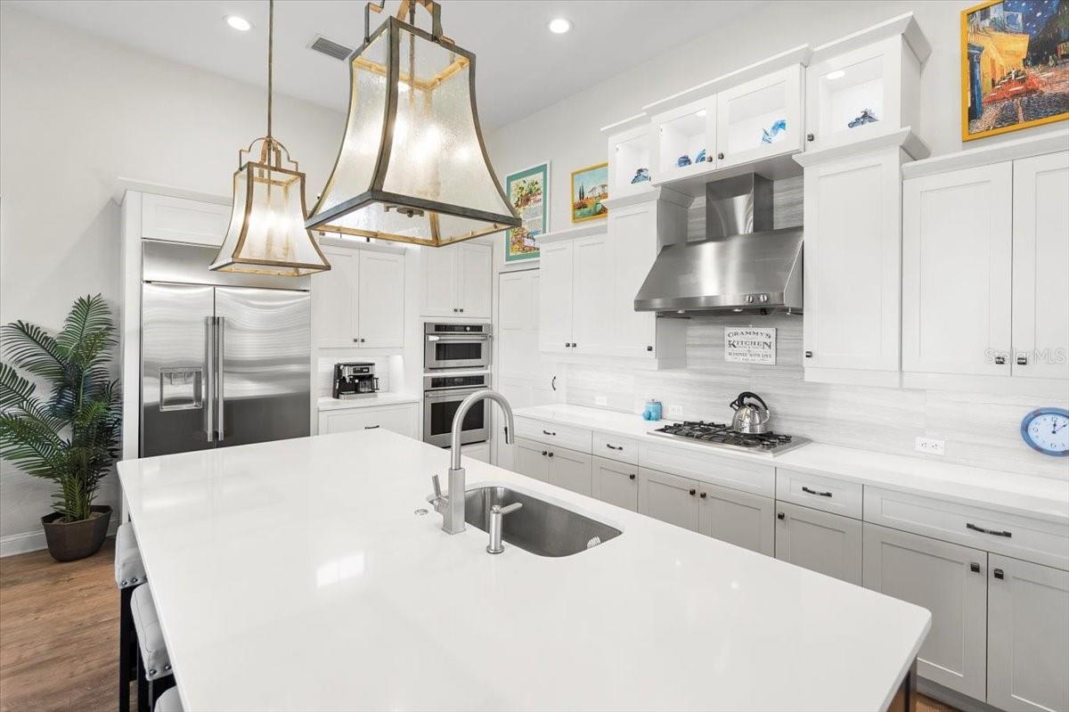 HARBOR VILLAGE MARINA - Residential