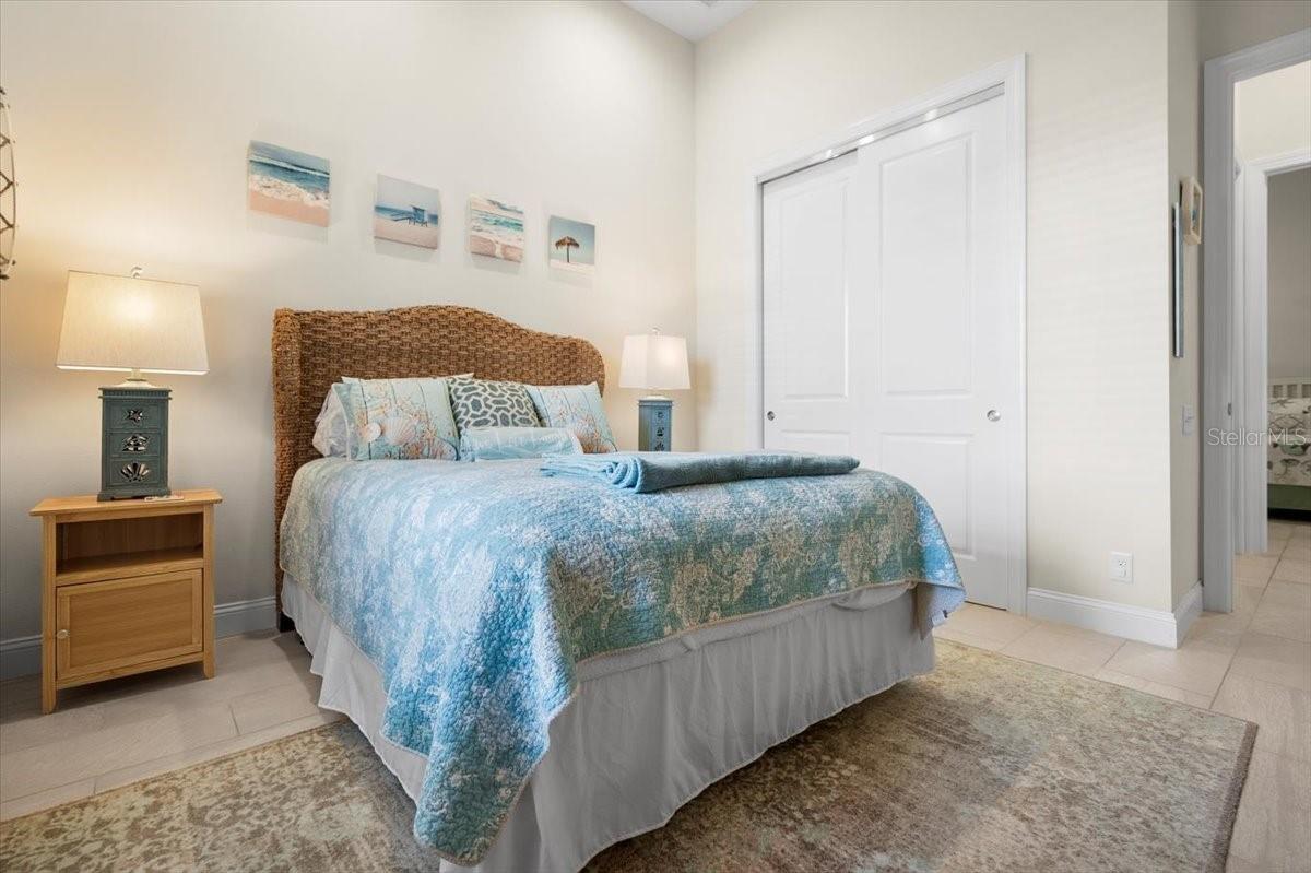 HARBOR VILLAGE MARINA - Residential