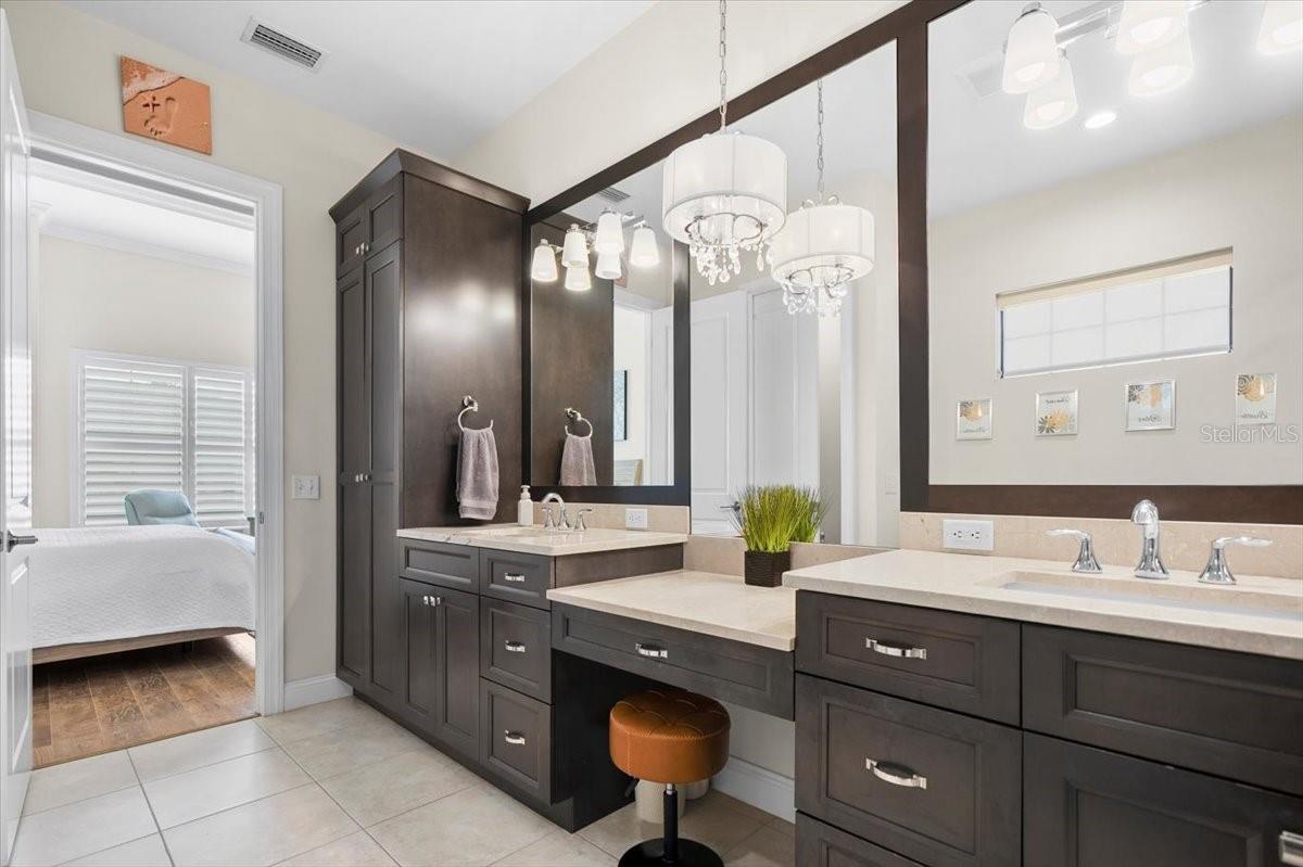 HARBOR VILLAGE MARINA - Residential