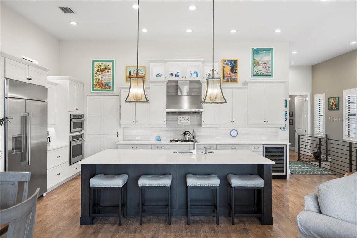 HARBOR VILLAGE MARINA - Residential