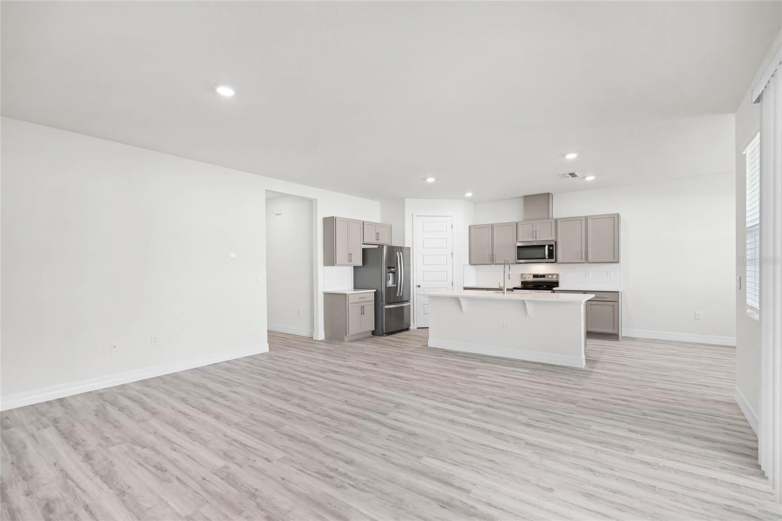 5415 CLOUDBERRY AVENUE