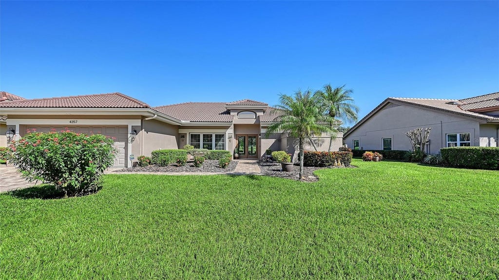 Photo of 4357 Highland Oaks Circle, Sarasota, FL 34235 (MLS # A4708632)