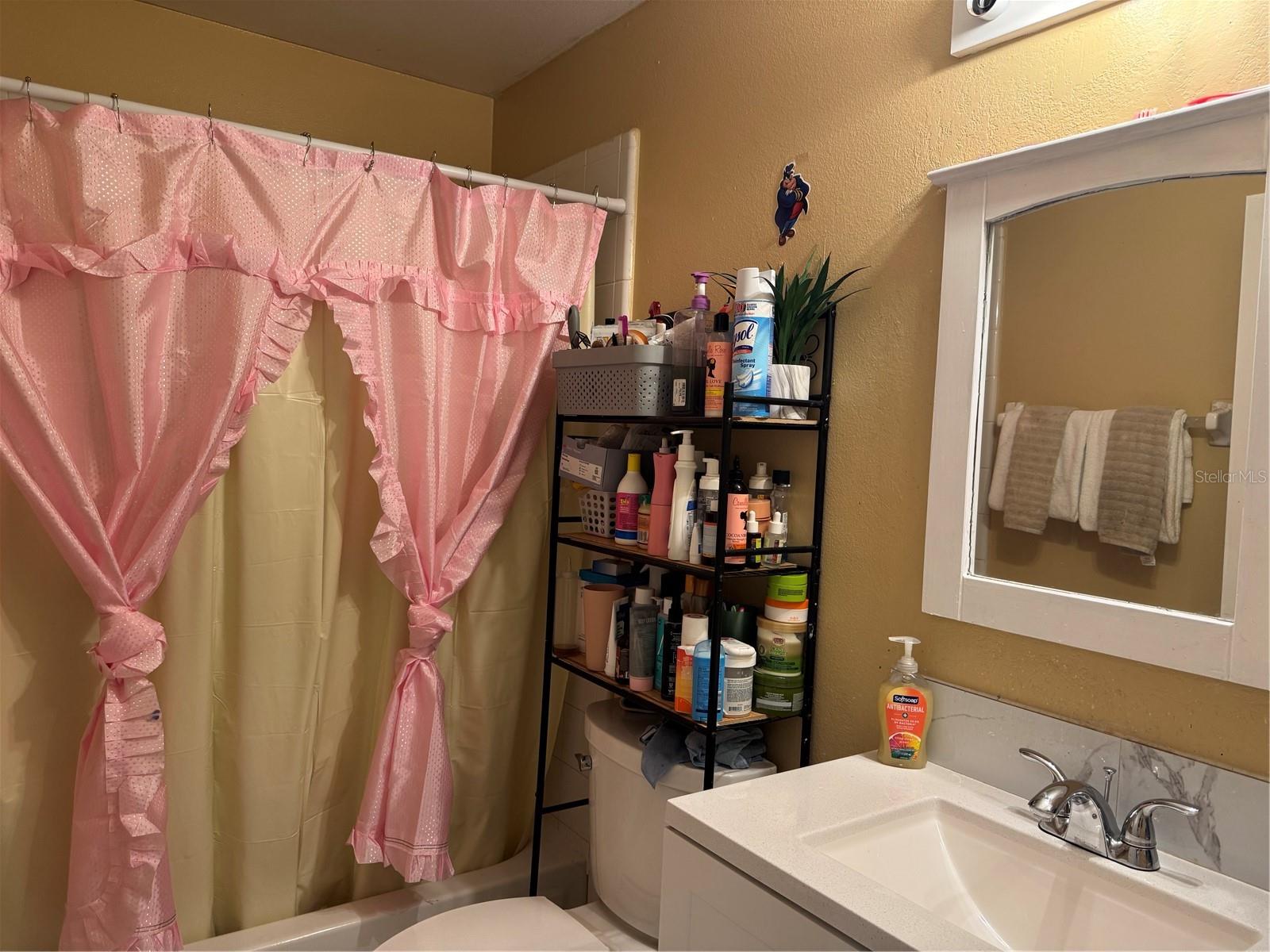 OAKS AT POWERS PARK - Residential