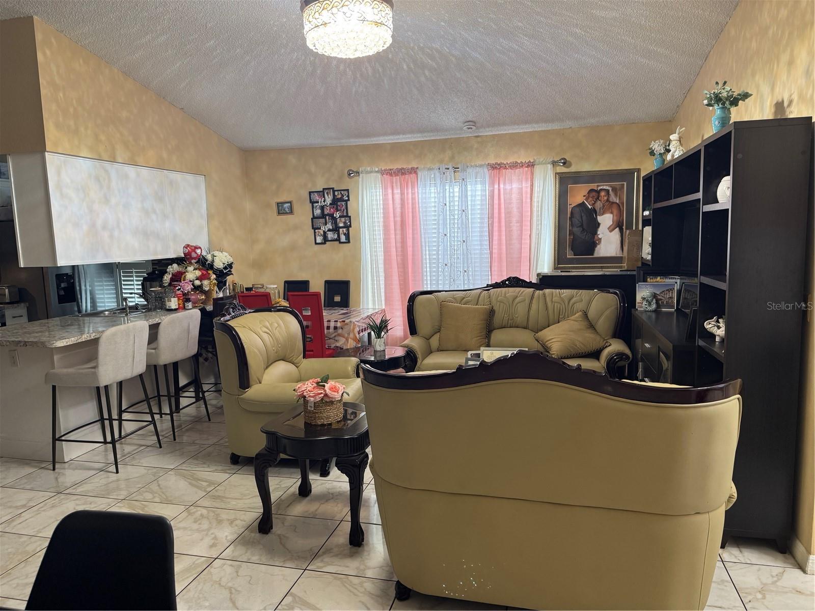 OAKS AT POWERS PARK - Residential