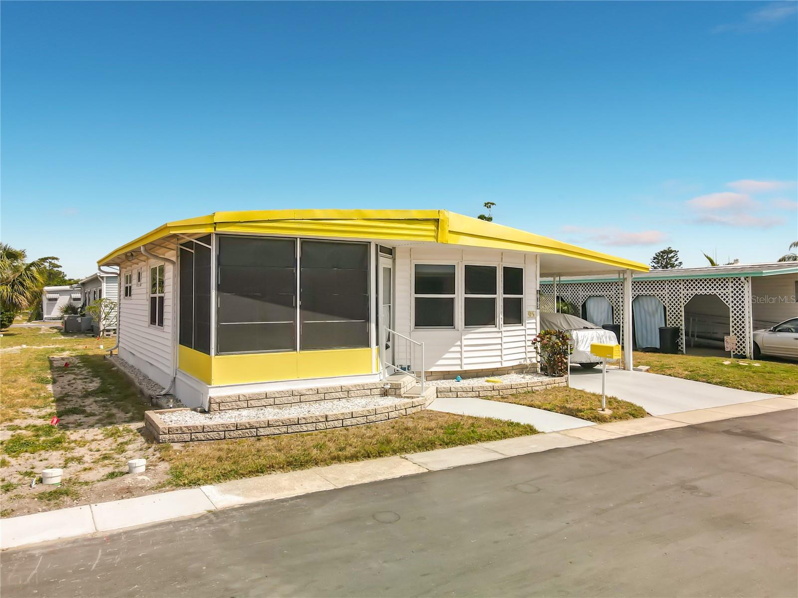 HOLIDAY SHORES MOBILE PARK UNREC - Residential