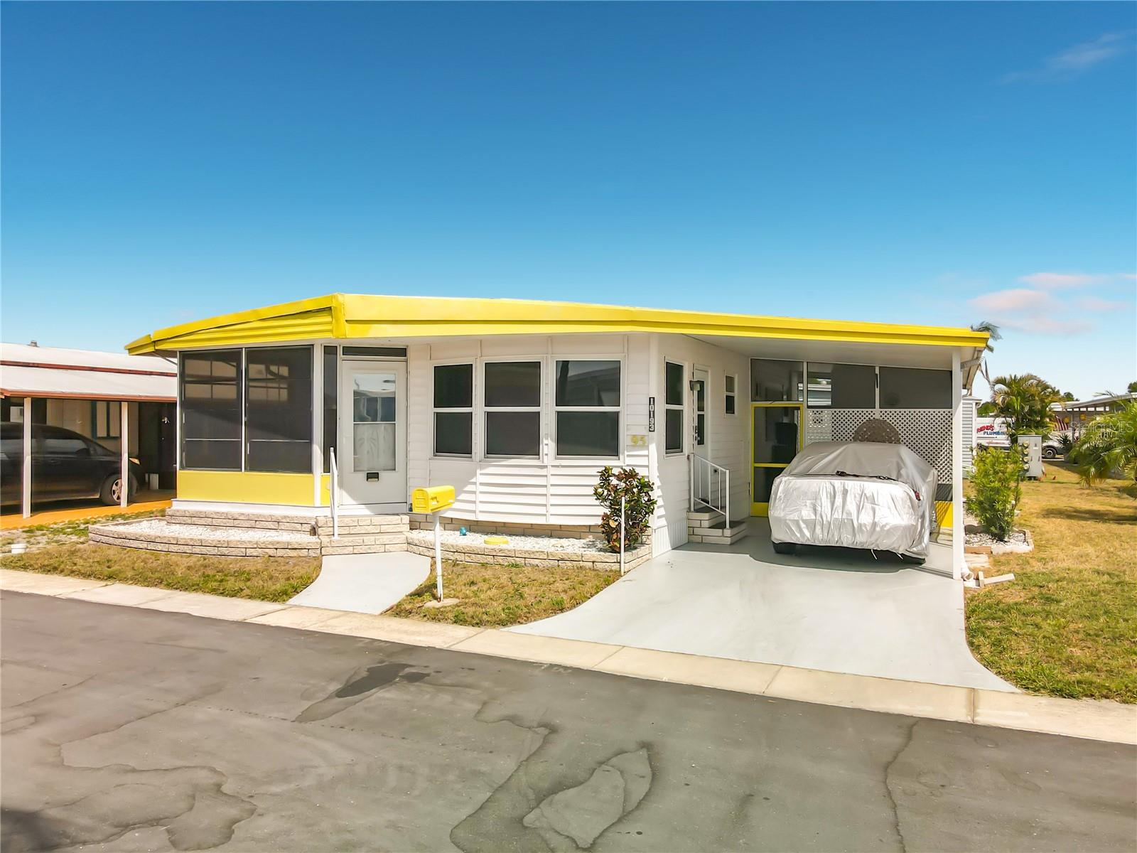 HOLIDAY SHORES MOBILE PARK UNREC - Residential