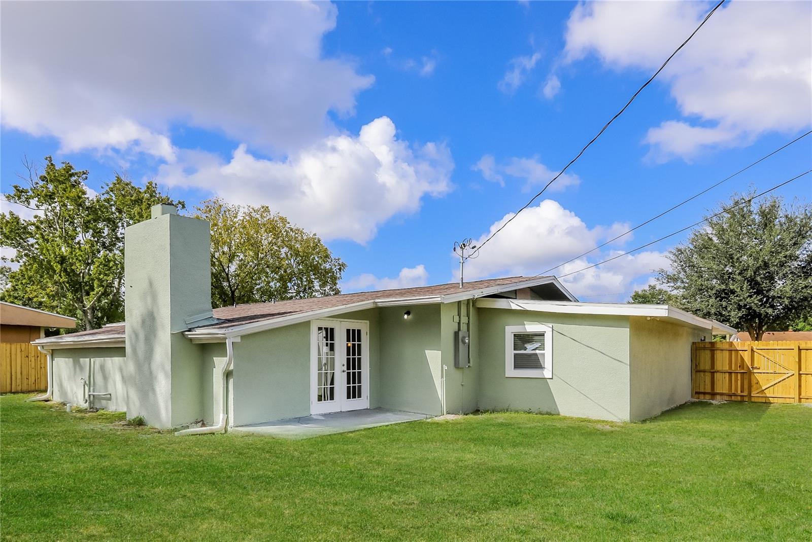 LAKE CANE HILLS ADD 01 - Residential Lease