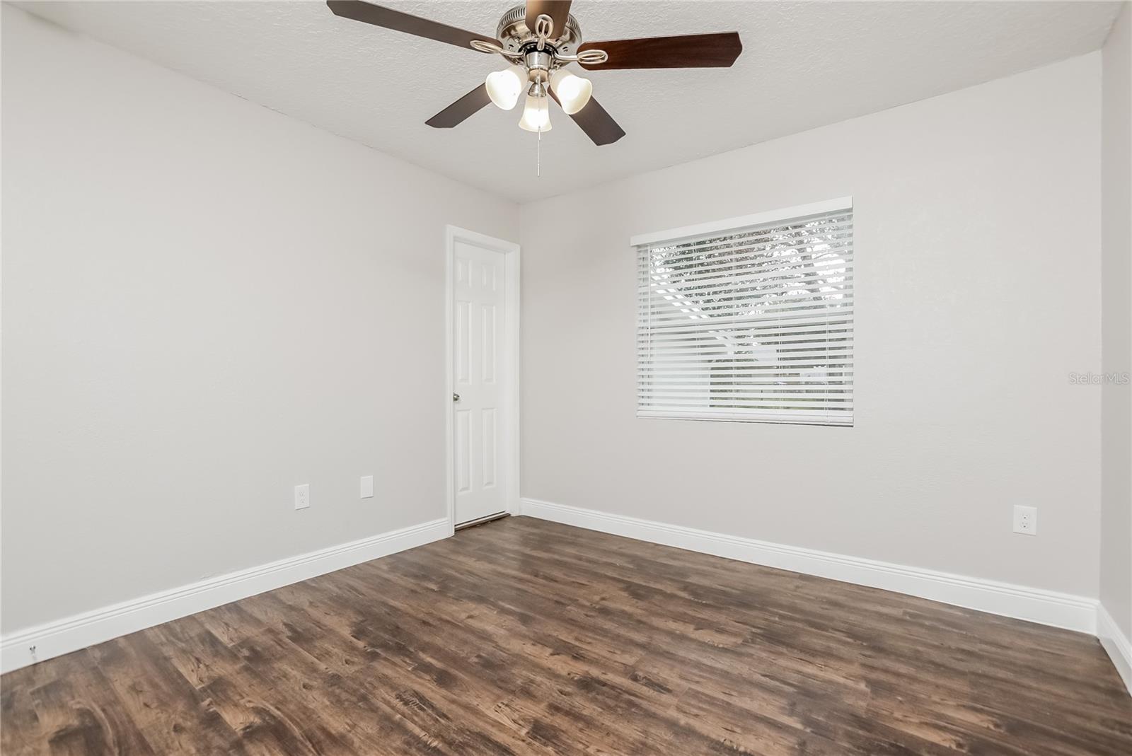 LAKE CANE HILLS ADD 01 - Residential Lease