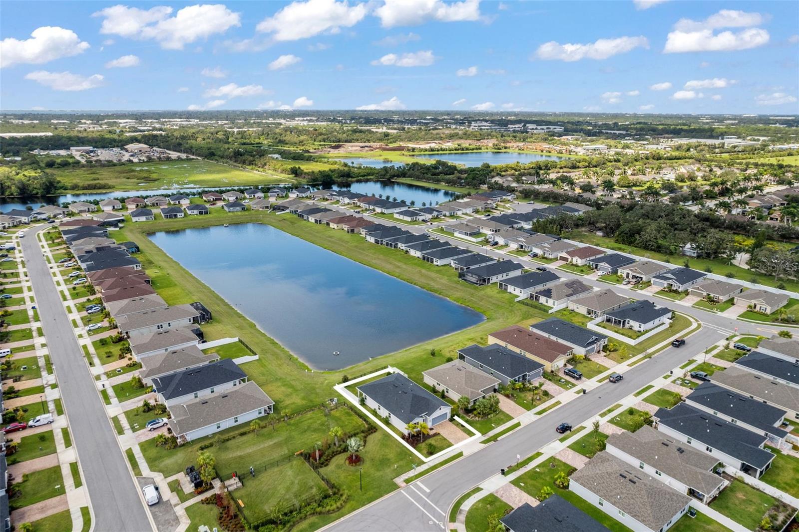 GRADY POINTE - Residential