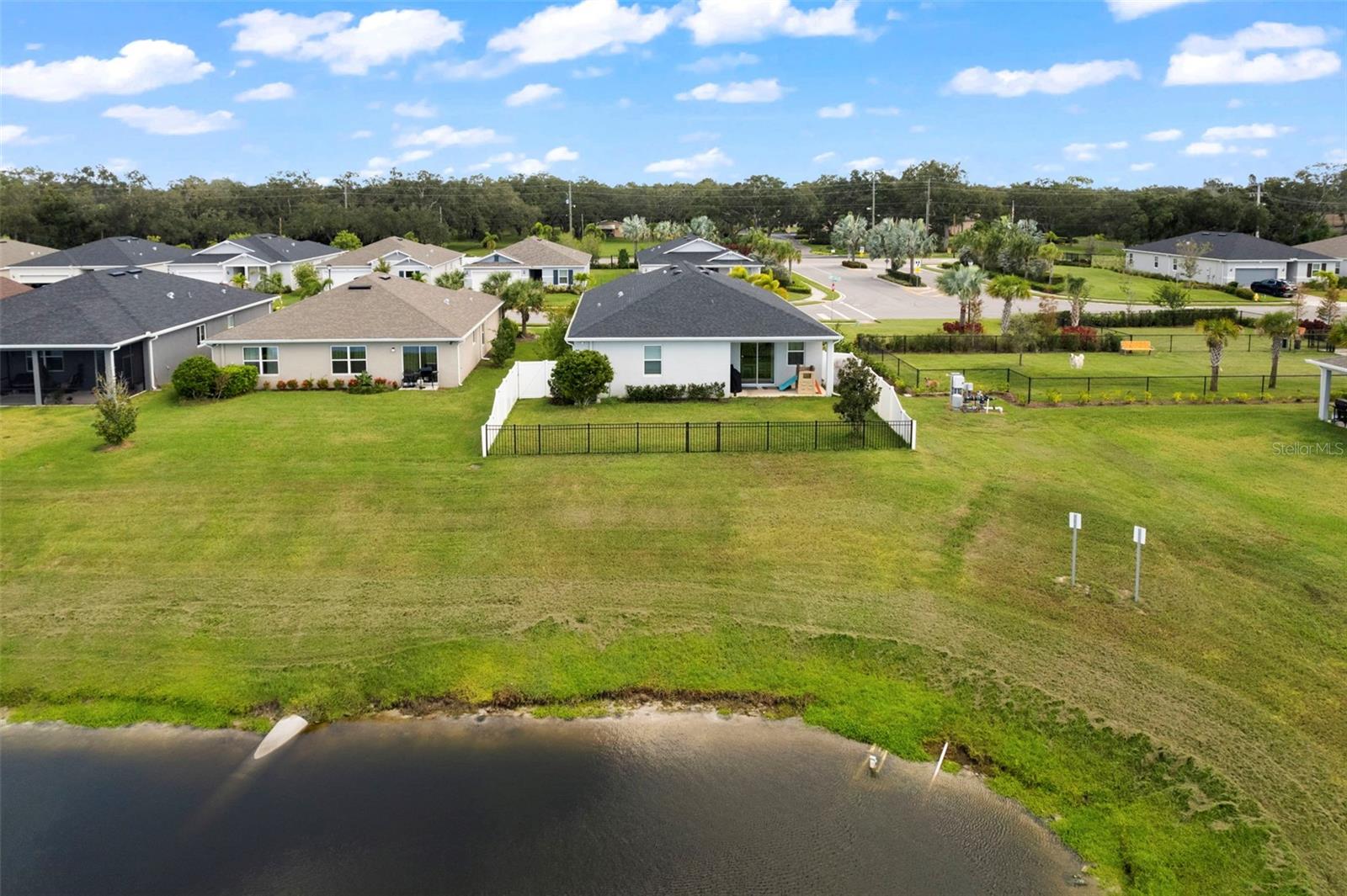 GRADY POINTE - Residential