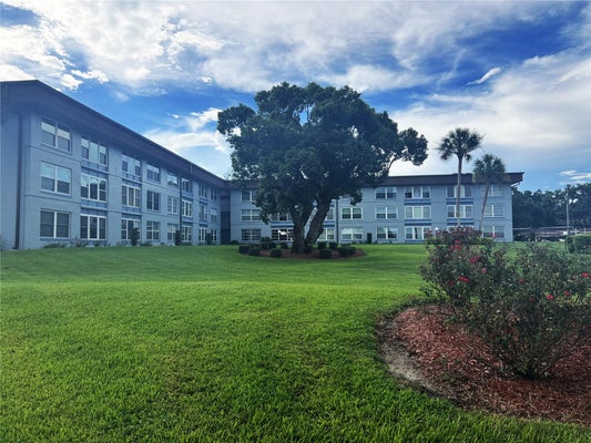 333 LAKE HOWARD DR NW APT 302B, WINTER HAVEN, FL 33880 - Image 16bce0d587ed8d00c40017c45e50ecf1/986952260