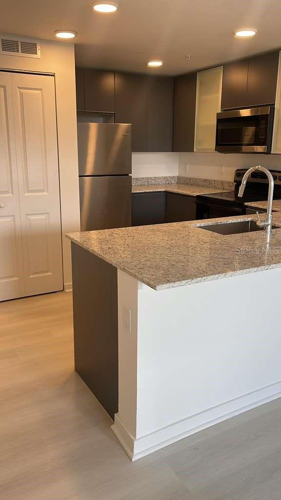 MILLENIA PARK - Residential Lease