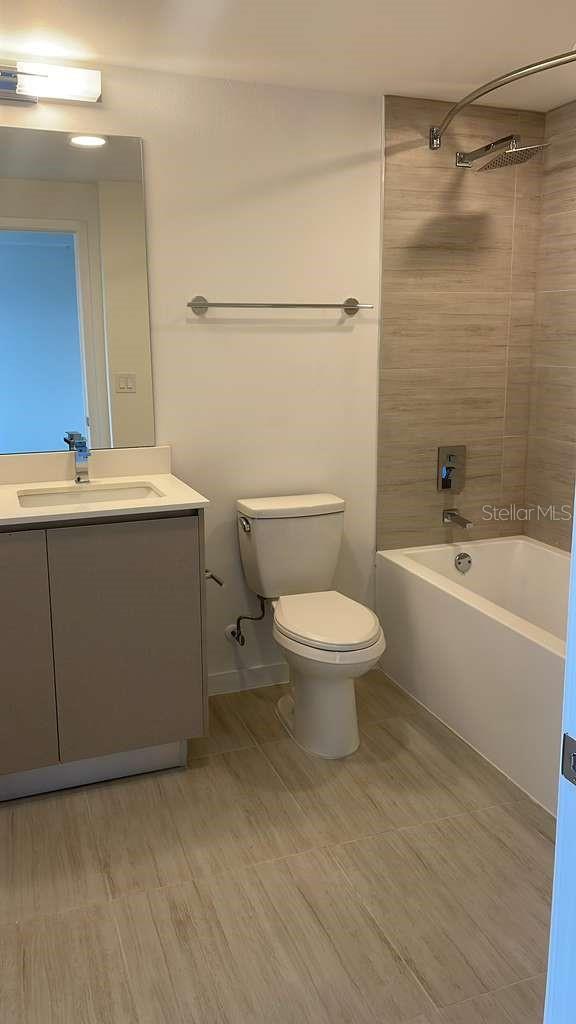 MILLENIA PARK - Residential Lease