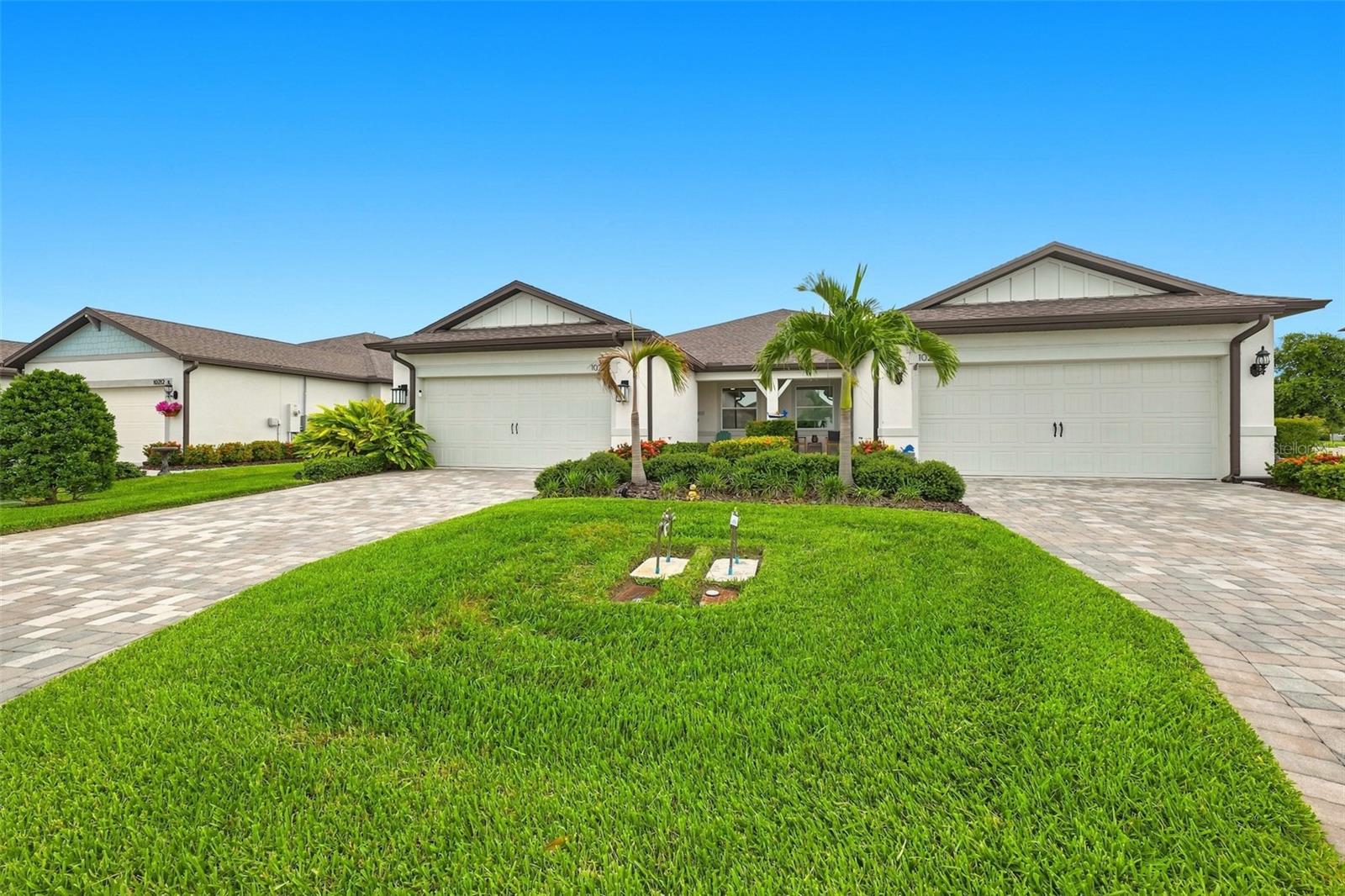 10208 COASTAL SHORES DRIVE